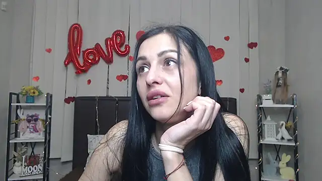 Snapshot of EvaClarkk chatting on May 1, 2026, 5:45 am EvaClarkk online show from May 1, 2026, 5:45 am