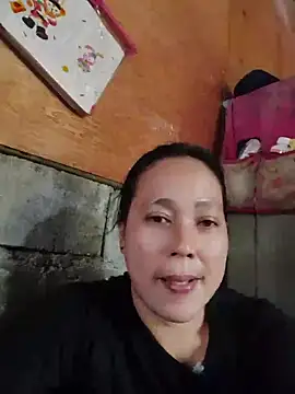 Snapshot of May_Bombs chatting on April 24, 2026, 1:19 am May Bombs online show from April 24, 2026, 1:19 am