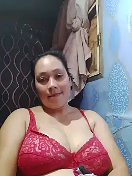 Snapshot of May_Bombs chatting on May 10, 2026, 7:46 am May Bombs online show from May 10, 2026, 7:46 am