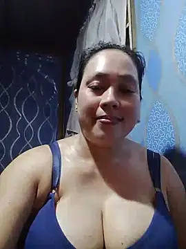 Snapshot of May_Bombs chatting on May 16, 2026, 8:33 am May Bombs online show from May 16, 2026, 8:33 am