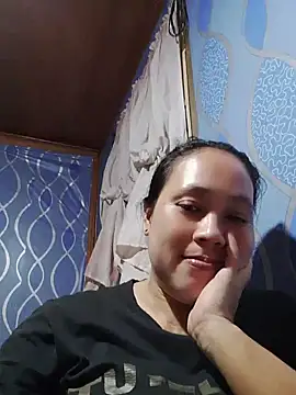 Snapshot of May_Bombs chatting on June 1, 2026, 11:56 am May Bombs online show from June 1, 2026, 11:56 am