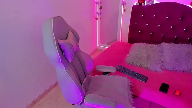 Snapshot of Sweetx__cherry chatting on February 12, 2026, 1:17 pm Sweetx cherry online show from February 12, 2026, 1:17 pm