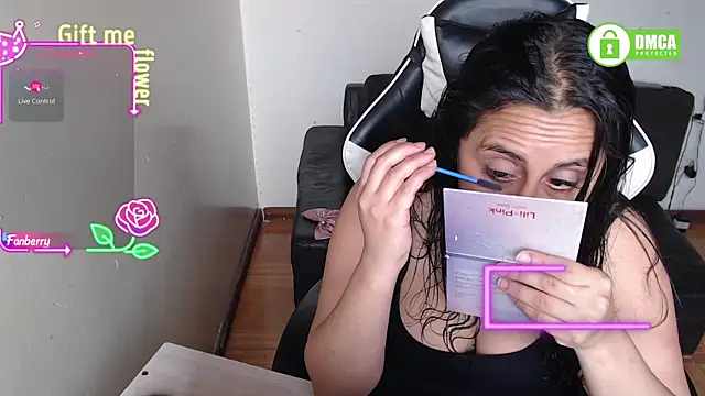 MeliisaRobers online show from February 24, 2026, 12:58 pm