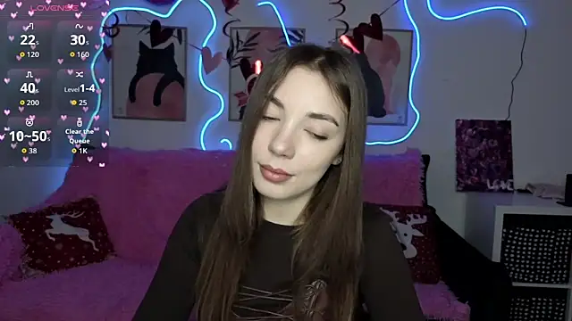 Adriennes online show from February 18, 2026, 2:24 pm