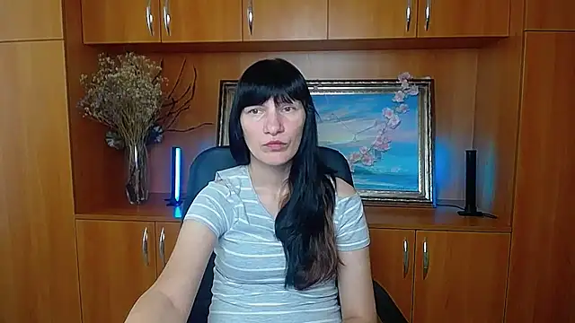 Rosalinda ro online show from May 19, 2026, 12:11 pm