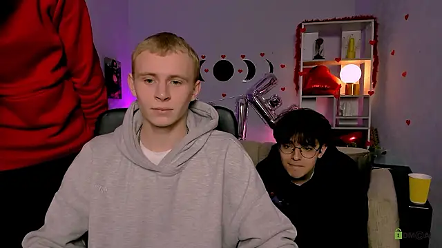 Snapshot of martin_neil chatting on February 15, 2026, 8:05 pm martin neil online show from February 15, 2026, 8:05 pm