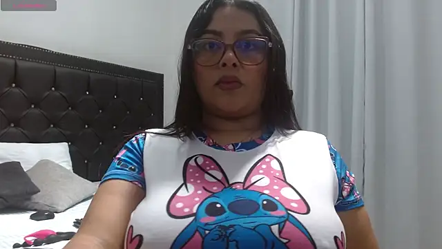 Snapshot of SarahThomsons chatting on February 27, 2026, 6:30 pm SarahThomsons online show from February 27, 2026, 6:30 pm