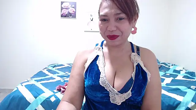 Snapshot of dannamomcerratt chatting on April 30, 2026, 2:07 am dannamomcerratt online show from April 30, 2026, 2:07 am