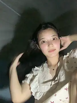 Snapshot of Suzu_xx01 chatting on June 2, 2026, 3:47 pm Suzu xx01 online show from June 2, 2026, 3:47 pm