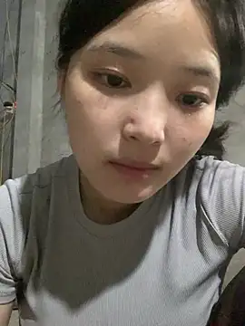 Snapshot of Suzu_xx01 chatting on June 19, 2026, 4:22 pm Suzu xx01 online show from June 19, 2026, 4:22 pm