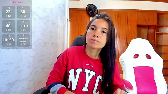 Emily and Soffy online show from February 23, 2026, 12:02 pm