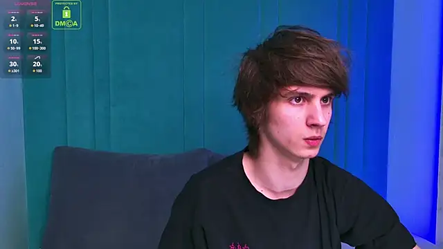 Snapshot of HoogWilder chatting on March 3, 2026, 8:15 pm HoogWilder online show from March 3, 2026, 8:15 pm