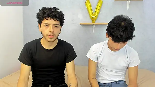 Snapshot of Eliotkinky chatting on February 25, 2026, 2:59 pm Eliotkinky online show from February 25, 2026, 2:59 pm