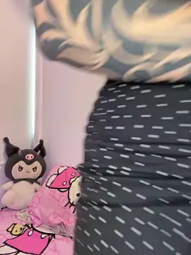 lolibahia online show from March 1, 2026, 9:28 pm