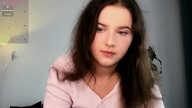 chloe dashh online show from April 23, 2026, 8:35 am