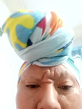 Snapshot of perrit17 chatting on February 19, 2026, 7:26 am perrit17 online show from February 19, 2026, 7:26 am