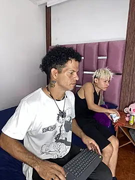 Snapshot of MaxyRyan chatting on February 26, 2026, 12:59 pm MaxyRyan online show from February 26, 2026, 12:59 pm