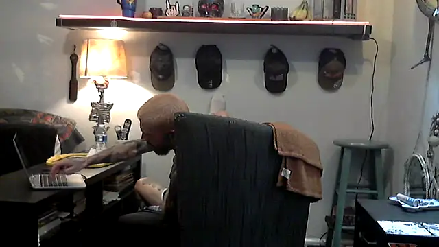 F D R  online show from March 19, 2026, 5:33 am