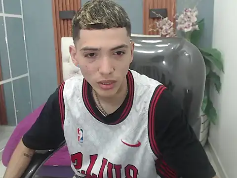 Asher costa online show from February 11, 2026, 6:24 pm