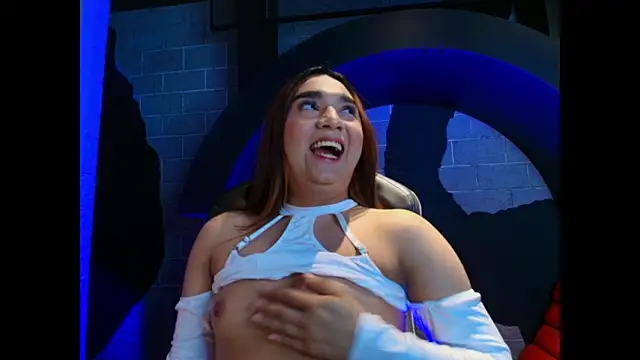 Snapshot of TSExoticFuck chatting on February 7, 2026, 3:32 am TSExoticFuck online show from February 7, 2026, 3:32 am