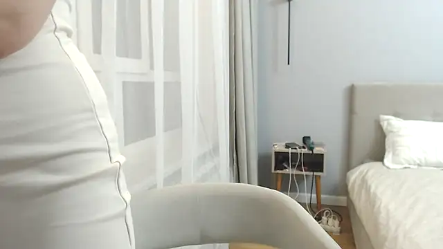 Snapshot of Tasiya chatting on June 24, 2026, 9:36 pm Tasiya online show from June 24, 2026, 9:36 pm