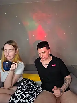 ToxyFoxyy online show from February 10, 2026, 12:09 pm