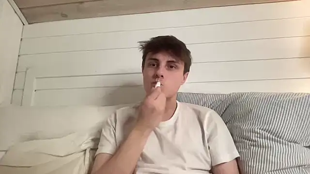 Snapshot of NoahhSkye chatting on February 6, 2026, 9:07 pm NoahhSkye online show from February 6, 2026, 9:07 pm