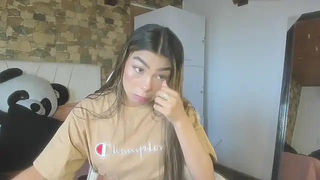 khaimi  online show from April 15, 2026, 7:43 pm