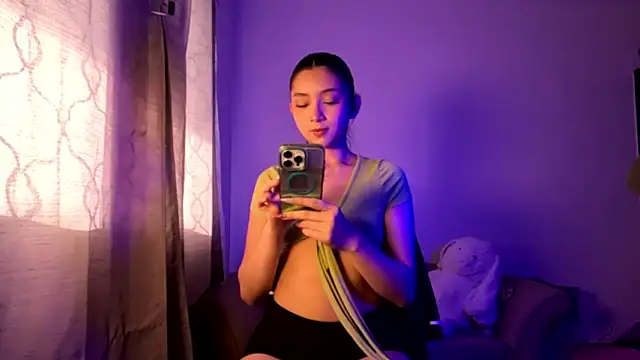 Snapshot of Chinicr18 chatting on March 30, 2026, 10:00 pm Chinicr18 online show from March 30, 2026, 10:00 pm