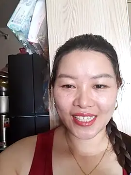Snapshot of Jennie_dogy chatting on June 6, 2026, 1:11 am Jennie dogy online show from June 6, 2026, 1:11 am