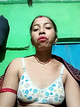 Snapshot of Cut_it73 chatting on February 20, 2026, 7:03 pm Cut it73 online show from February 20, 2026, 7:03 pm