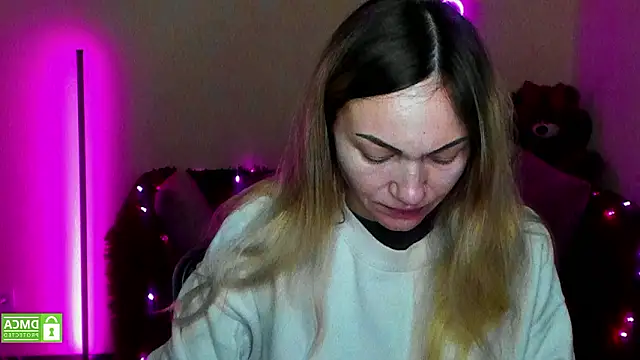 Snapshot of BlondMikey22 chatting on February 18, 2026, 6:31 am BlondMikey22 online show from February 18, 2026, 6:31 am