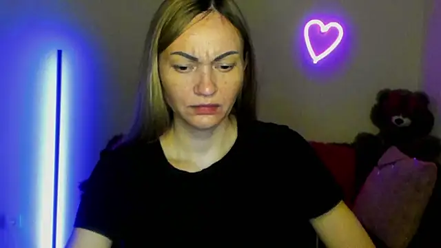 BlondMikey22 online show from May 24, 2026, 5:23 am