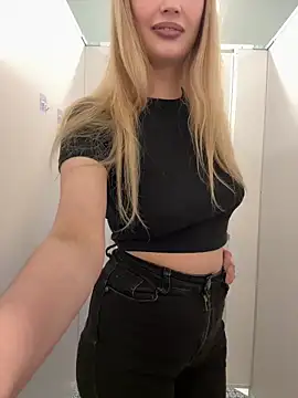 blonde exe online show from February 10, 2026, 3:49 pm