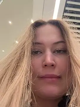 blonde exe online show from February 13, 2026, 3:41 pm