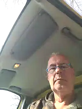 Snapshot of Thomas7070 chatting on March 7, 2026, 12:35 pm Thomas7070 online show from March 7, 2026, 12:35 pm