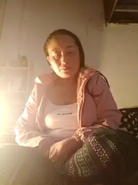 Jolie sexy online show from March 12, 2026, 2:29 am