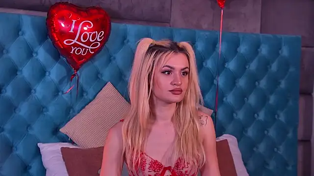 NayaBliss online show from February 13, 2026, 3:08 pm