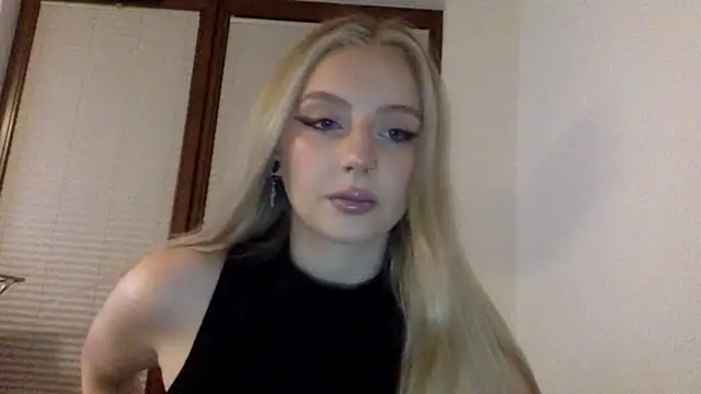 MayaWetDream online show from March 22, 2026, 5:16 pm