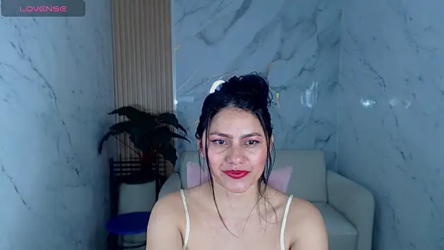 rox luxury tf online show from March 6, 2026, 1:07 pm