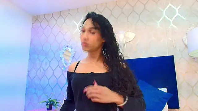 Chloee  Adams online show from February 9, 2026, 12:09 pm