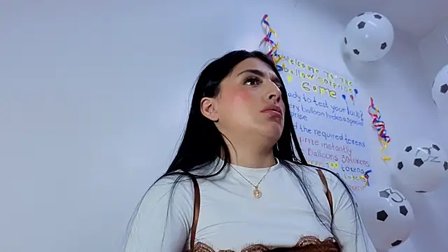 Julieta-Horny- online show from June 16, 2026, 2:09 pm