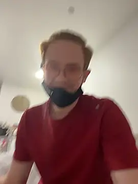 AllisonXAlfred online show from February 10, 2026, 8:46 pm