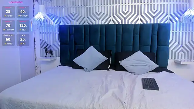 Snapshot of Naomi-Thompson chatting on February 5, 2026, 6:34 pm Naomi-Thompson online show from February 5, 2026, 6:34 pm