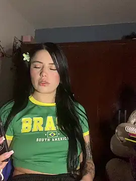 Snapshot of Sofii7 chatting on February 6, 2026, 12:48 am Sofii7 online show from February 6, 2026, 12:48 am