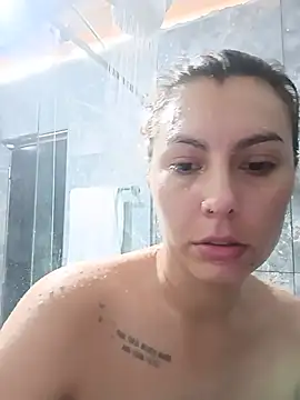 AnnyaEvans online show from June 24, 2026, 9:58 pm
