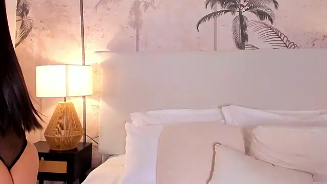 IvyStonne online show from March 16, 2026, 7:18 pm