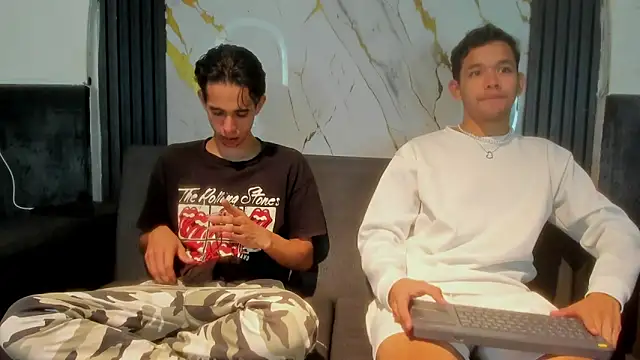 Snapshot of Wonka_1 chatting on February 19, 2026, 4:19 am Wonka 1 online show from February 19, 2026, 4:19 am