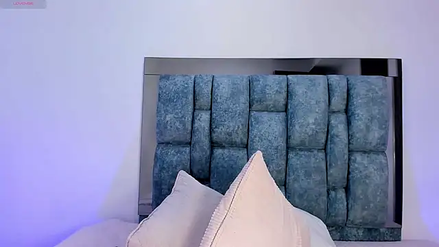 Snapshot of mahia_montenegro chatting on July 21, 2026, 8:00 pm mahia montenegro online show from July 21, 2026, 8:00 pm