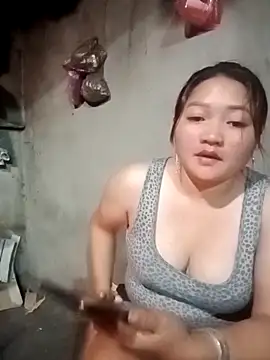 Snapshot of cuunon11 chatting on February 13, 2026, 12:45 pm cuunon11 online show from February 13, 2026, 12:45 pm